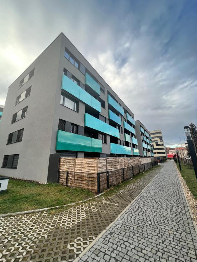 White Pearl Studio With Parking In Holesovice Praag Buitenkant foto
